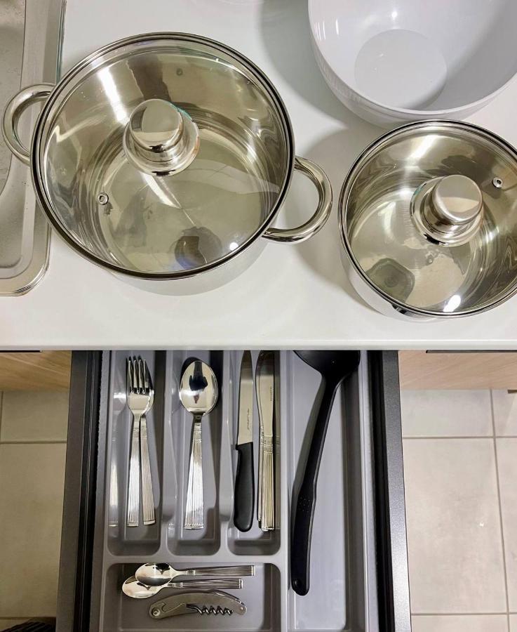 Gd Apartment Osokorky 基輔 外观 照片